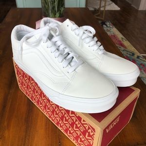 White Leather Vans Old Skool Size 9